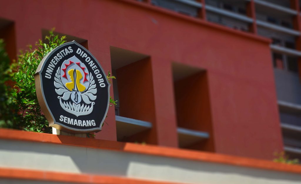 logo-undip2-1024x626-1-1