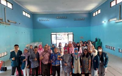 Socialization of Strengthening the Role of Women in Developing Tourism in the Nongkosawit Tourism Village, Semarang City by the Public Administration Department